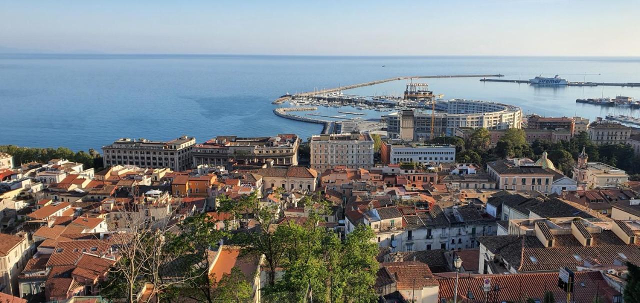 B&B Salerno Urban Suite 57 Екстериор снимка